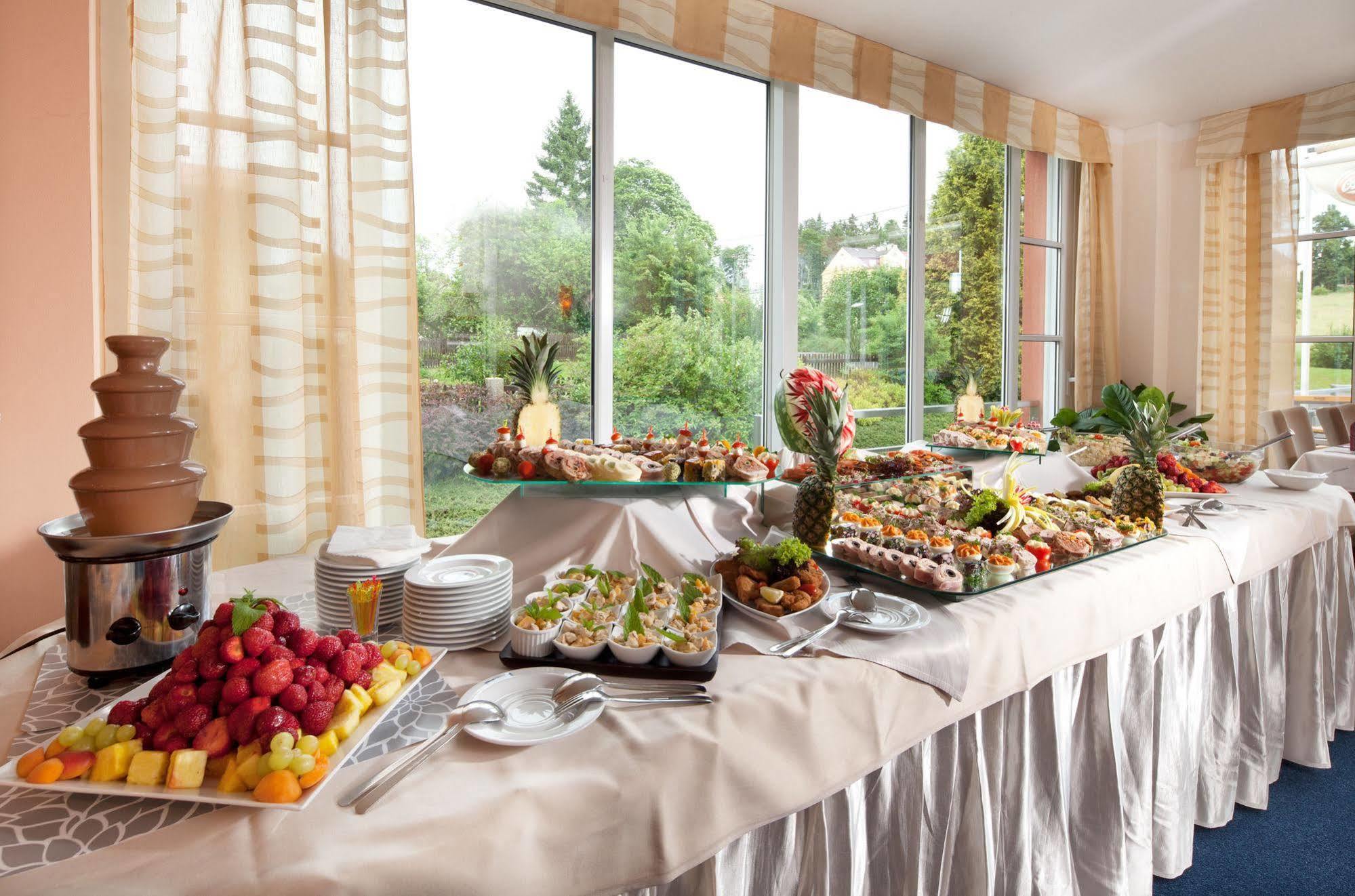 Francis Palace Hotel 4*