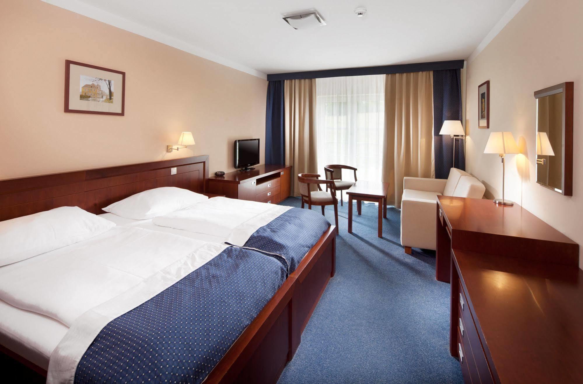 Francis Palace Hotel