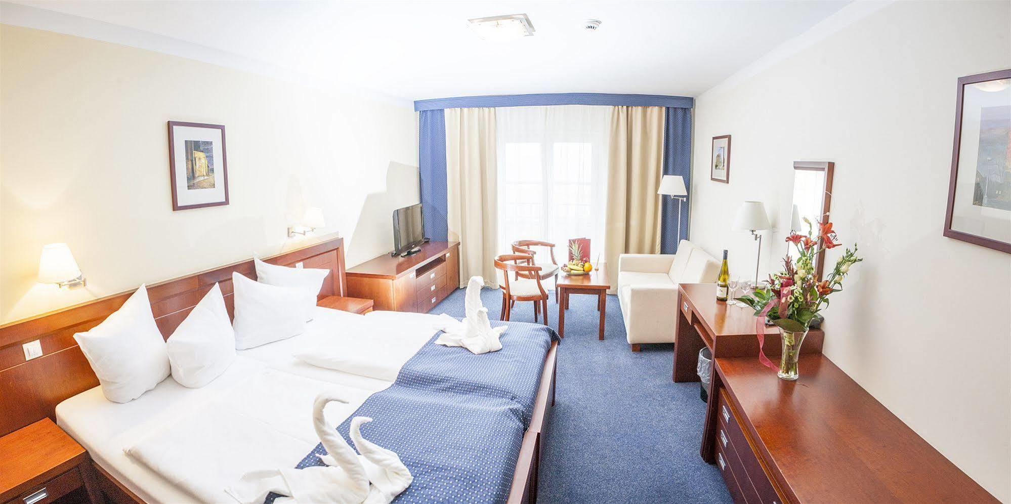 Hotel Francis Palace
